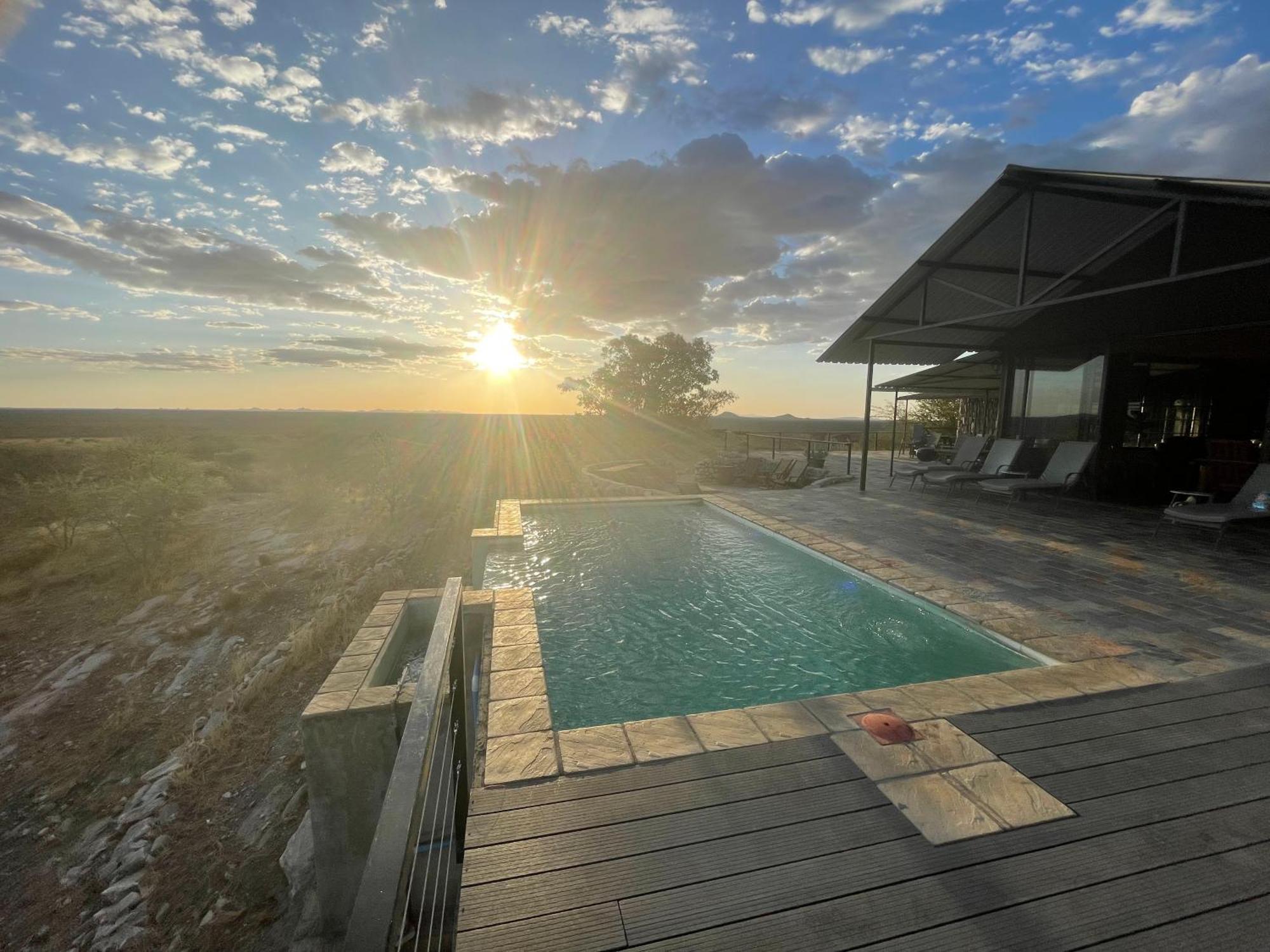 Aloegrove Safari Lodge 옷지와롱고 외부 사진